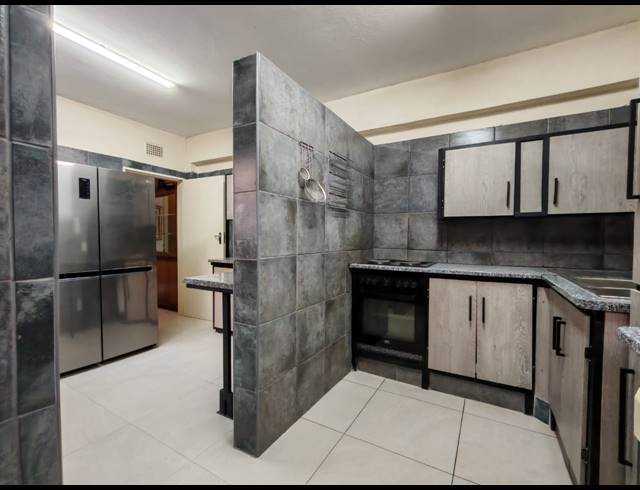 3 BEDROOM TOWNHOUSE FOR SALE IN THREE RIVERS PROPER